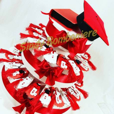 TORTA BOMBONIERA laurea con chiavi decorate e nappina rossa spedizione inclusa