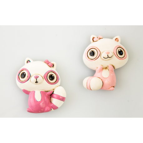 Bomboniera Cuorematto magnete animaletto poldina in resina decorata rosa in 2 modelli assortiti 