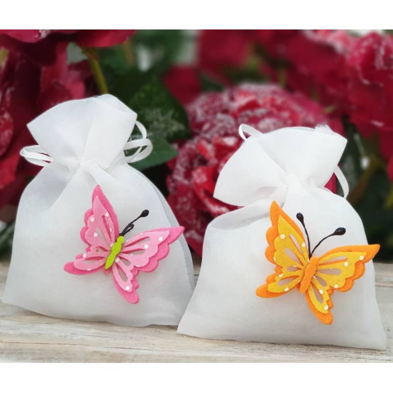 Sacchetti portconfetti con farfalle per Battesimo bimba