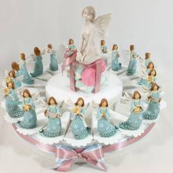 Bomboniere battesimo, comunione angelo Gabriele confezionate su torta confetti inclusi