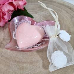 Saponette bomboniere cuore rosa con piattino e gessetti