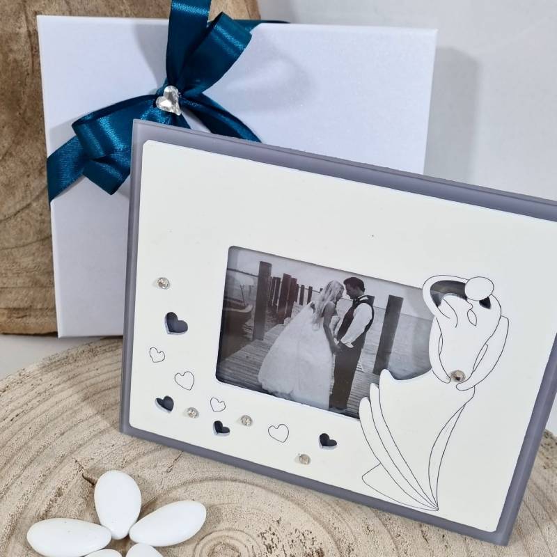 Bomboniere matrimonio portafoto sposi stilizzati con cuori