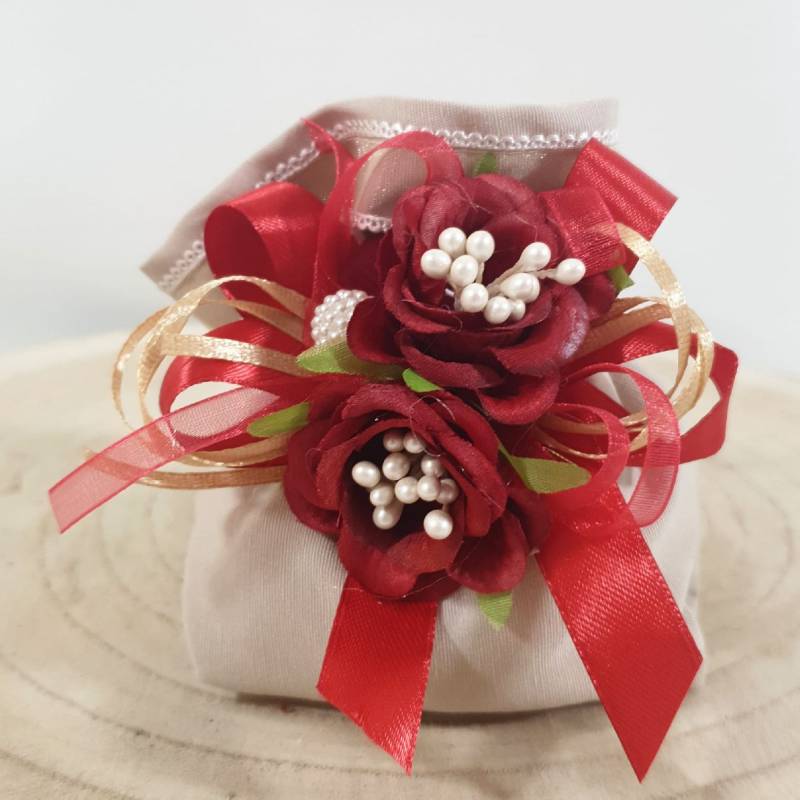 Bomboniere sposi confezionate sacchetti in cotone fiocco con fiori matrimonio e laurea