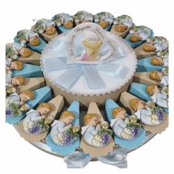 Torta bomboniere Comunione maschio magnete bambino in preghiera con Eucarestia