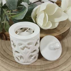 Candele bomboniere portacandela traforata in ceramica bianca